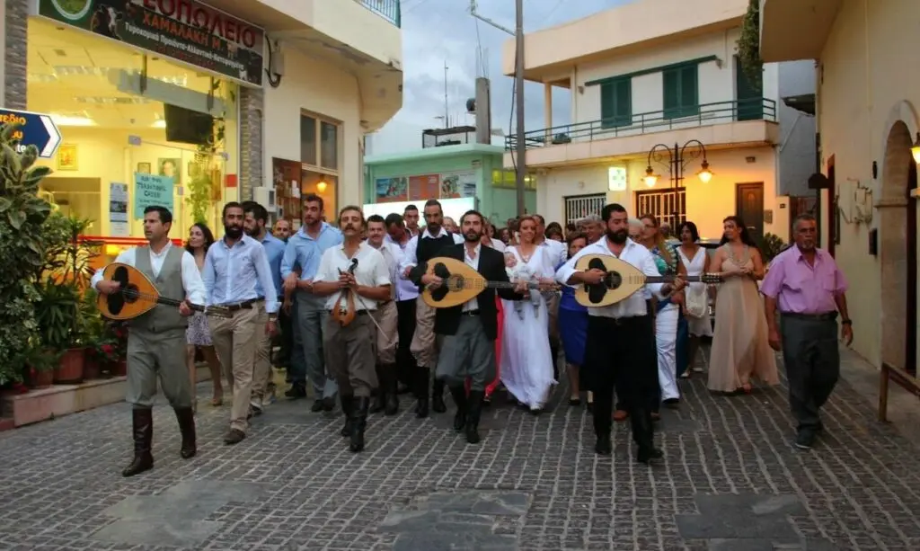 Πομπή Κρητικού γάμου