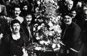 Νεκρική πομπή στην Κρήτη