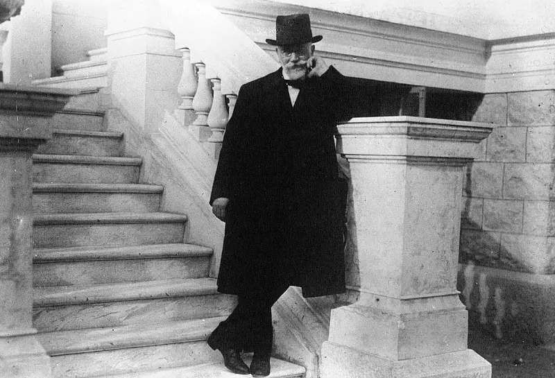 Ελευθέριος Βενιζέλος: Τον παράτησαν νεογέννητο σε χωράφι, πήρε αποβολή από το γυμνάσιο και οραματιζόταν από μικρός τη Μεγάλη Ιδέα