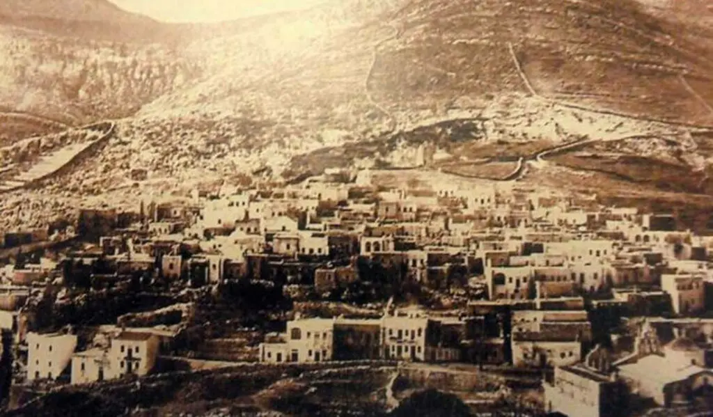 Απείρανθος Νάξου - Το "Κρητικό" χωριό που  δεν βρίσκεται στην Κρήτη!