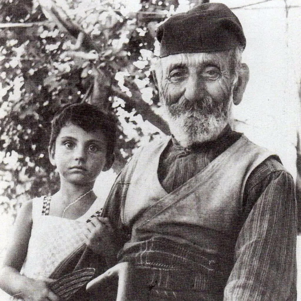 Απείρανθος Νάξου - Το "Κρητικό" χωριό που  δεν βρίσκεται στην Κρήτη!