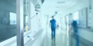 Ηρακλειώτης γιατρός με κορωνοϊό: «Αφήστε τις συνωμοσιολογικές σαχλαμάρες»