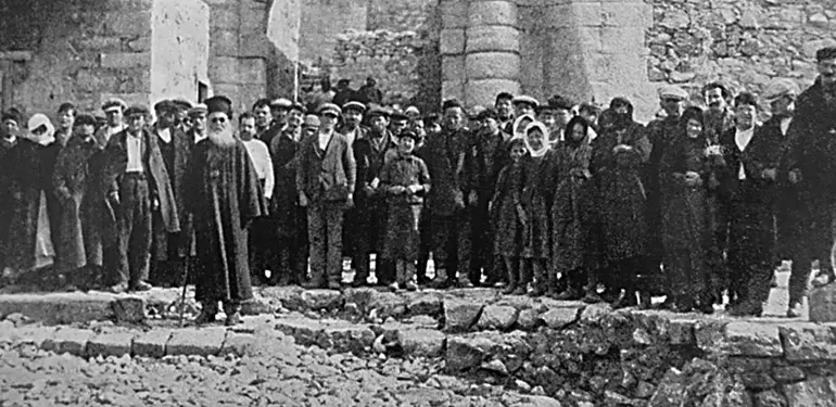 Ας θυμηθούμε τη Σπιναλόγκα, το νησί των λεπρών