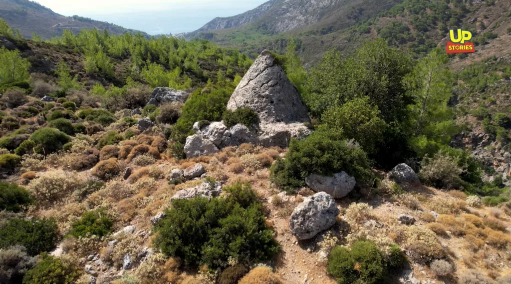 Η μυστηριώδης “πυραμίδα” της Κρήτης