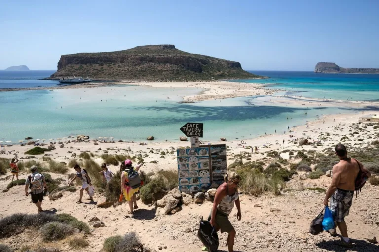 Μόνο 2.330 άτομα ημερησίως «αντέχει» ο Μπάλος στην Κρήτη
