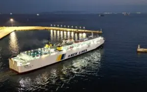 Πώς να περάσετε την ώρα σε ένα νυχτερινό ταξίδι με το πλοίο για Κρήτη