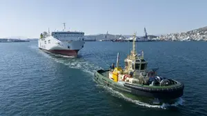 Αναχώρηση του ΚΡΗΤΗ ΙΙ για το τελευταίο του ταξίδι